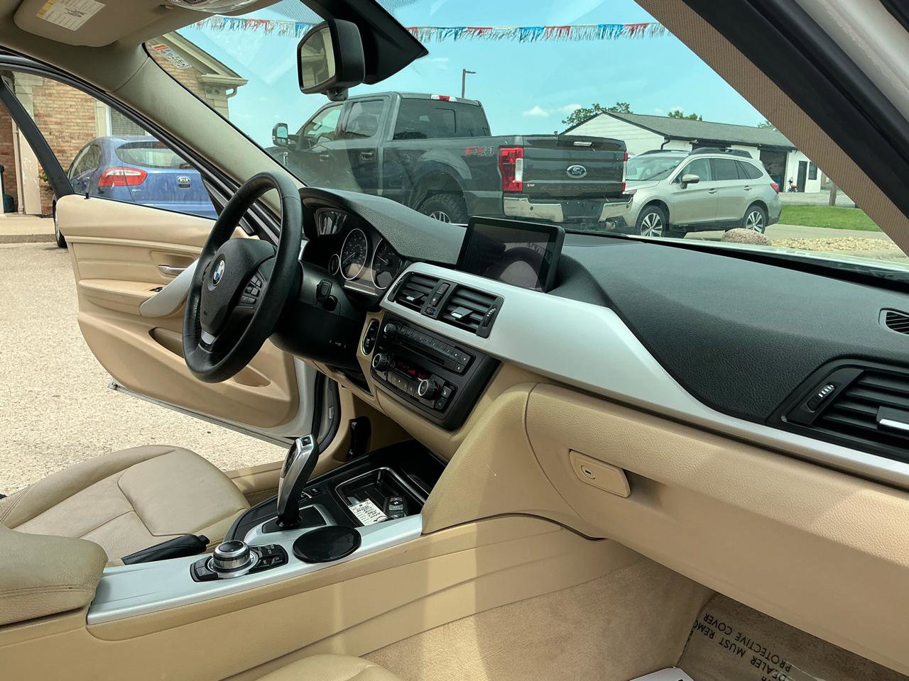 Used 2013 BMW 328i xDrive Sedan AWD/4WD image 23
