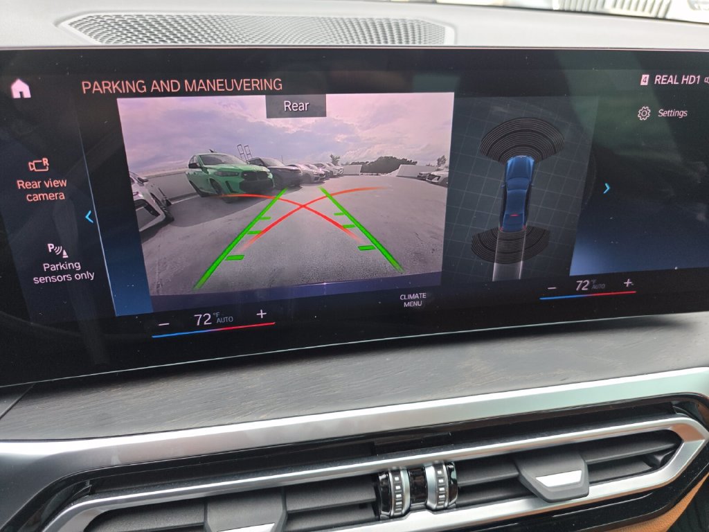 Certified 2023 BMW 330i Sedan w/ Driving Assistance Package RWD image 21