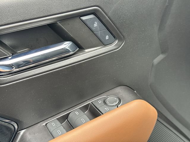 Used 2024 GMC Canyon AT4 w/ Canyon Safety Plus Package image 22