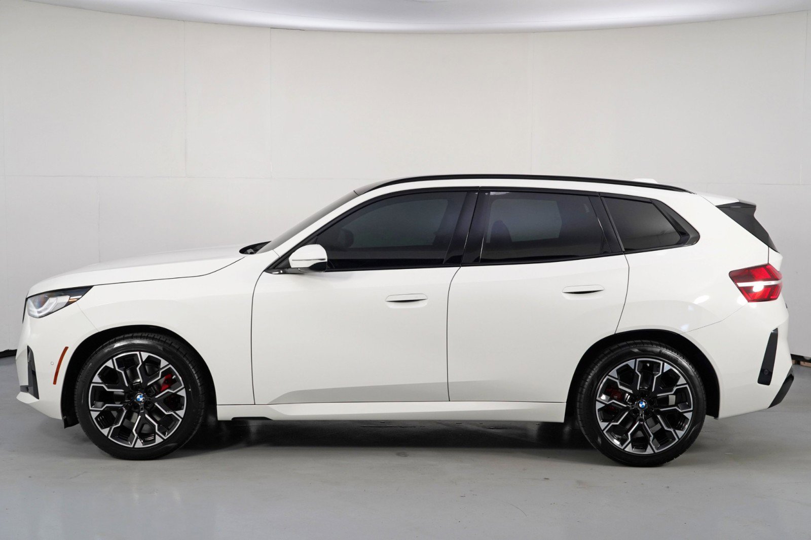 Used 2025 BMW X3 xDrive30i w/ M Sport Package image 48