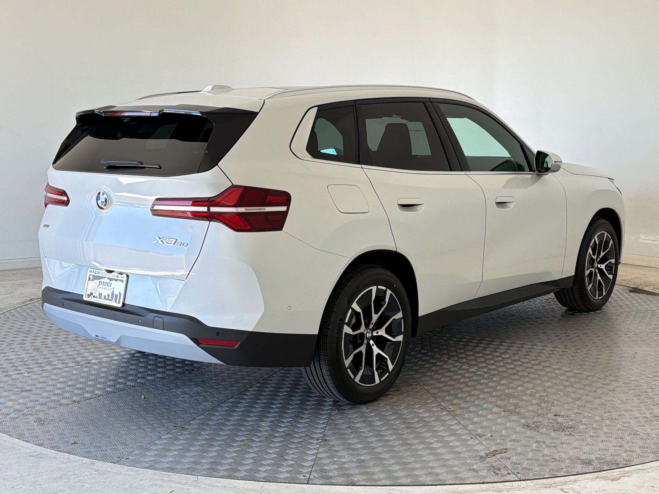 New 2026 BMW X3 xDrive30i w/ Convenience Package AWD/4WD image 9