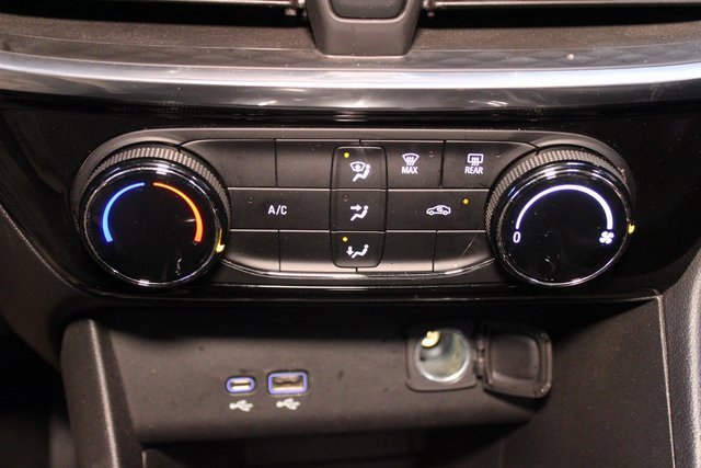 Used 2024 Buick Encore GX Sport Touring image 26