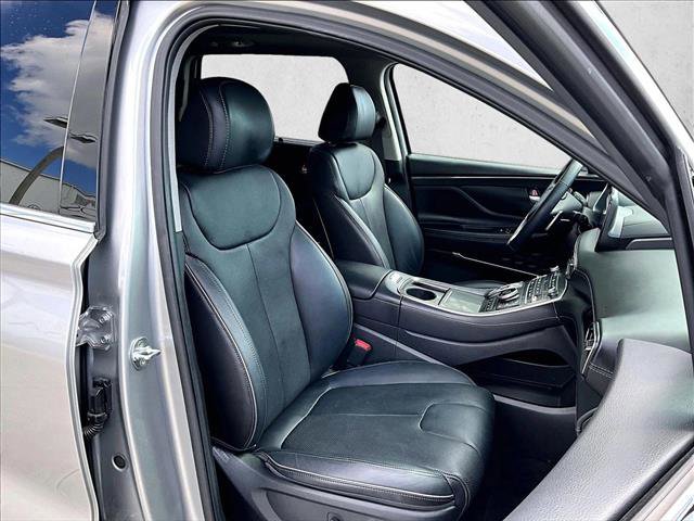 Used 2023 Hyundai Santa Fe Limited w/ Cargo Package image 9