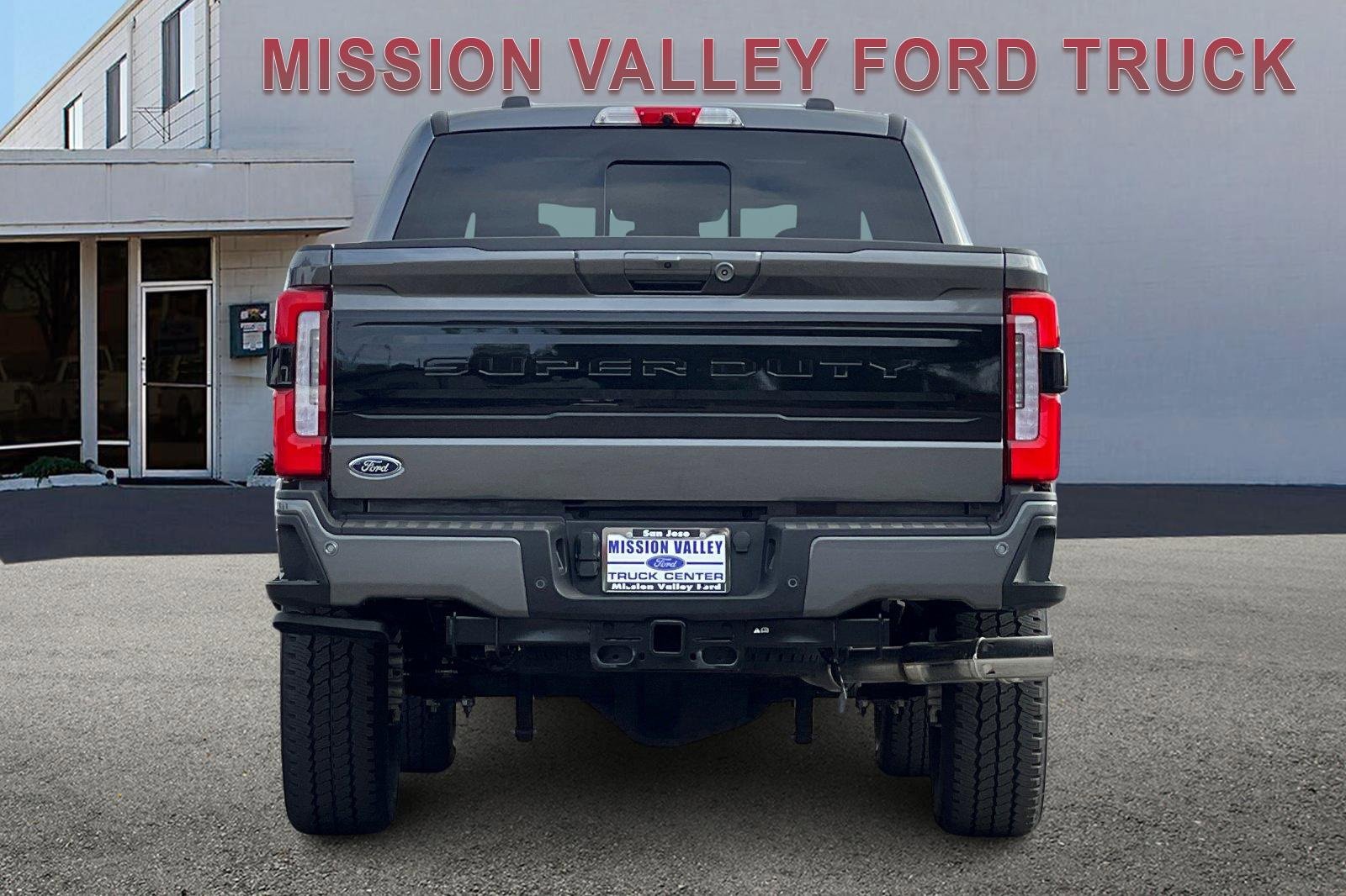 New 2026 Ford F250 Platinum image 5