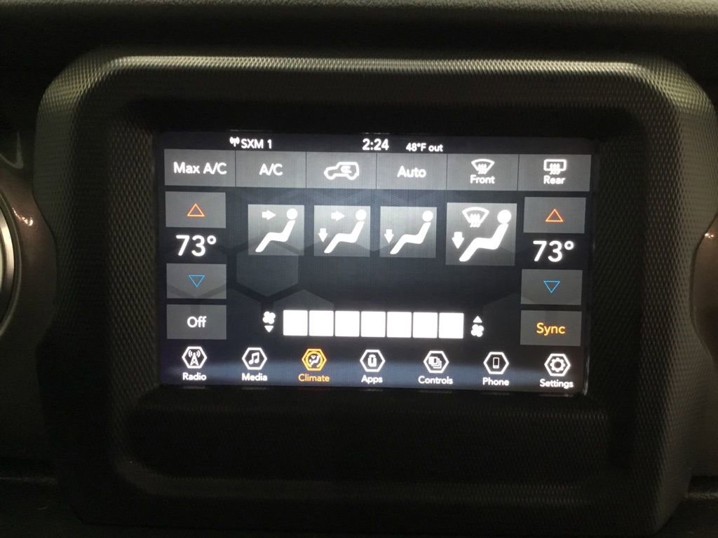 Used 2021 Jeep Wrangler Unlimited Sahara w/ Dual Top Group image 28