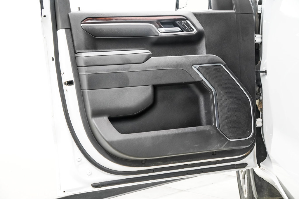 Used 2025 GMC Sierra 1500 SLT AWD/4WD image 45