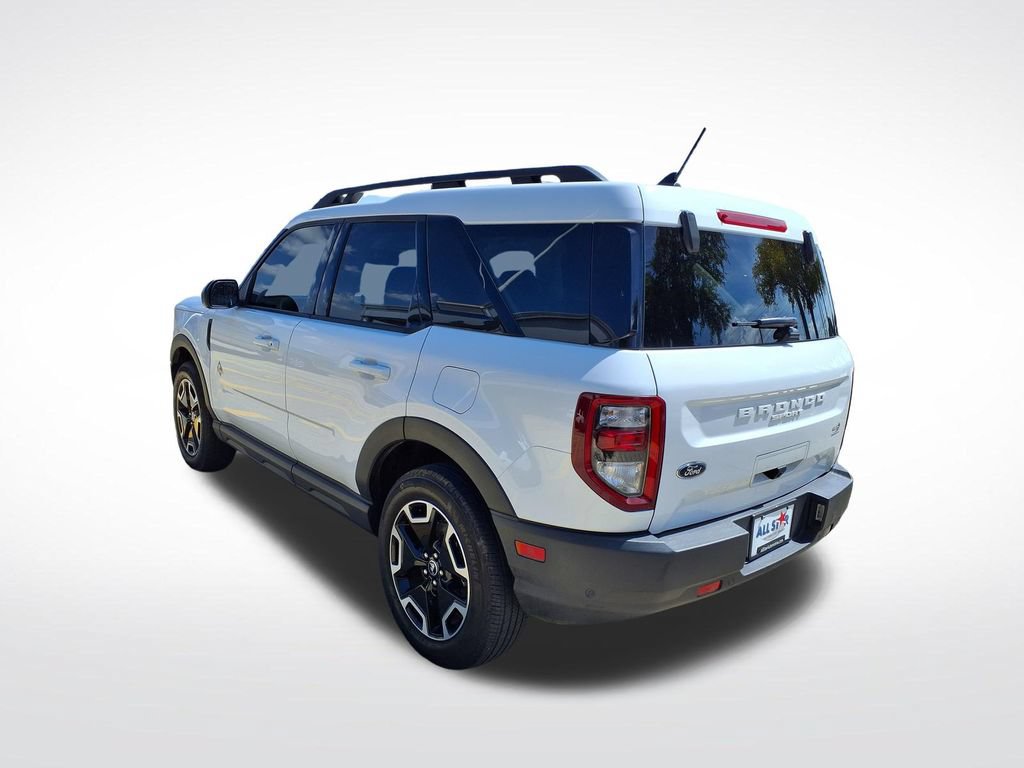 Used 2023 Ford Bronco Sport Outer Banks w/ Tech Package AWD/4WD image 9
