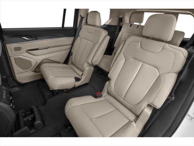 Used 2022 Jeep Grand Cherokee L Summit w/ Advanced Protech Group IV AWD/4WD image 9