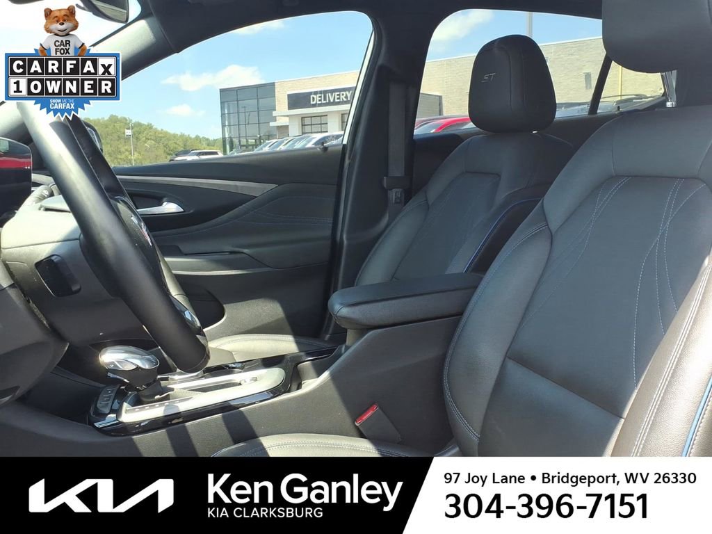 Used 2025 Buick Envista Sport Touring w/ Convenience I Package FWD image 12
