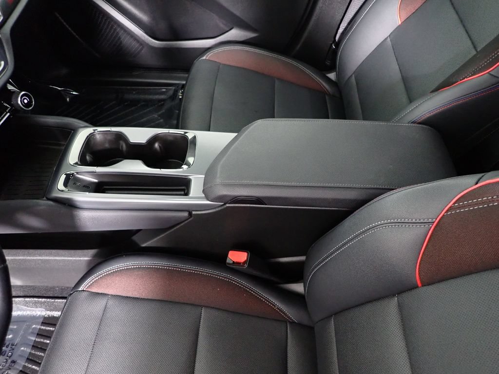 Used 2024 Chevrolet Equinox EV RS FWD image 31