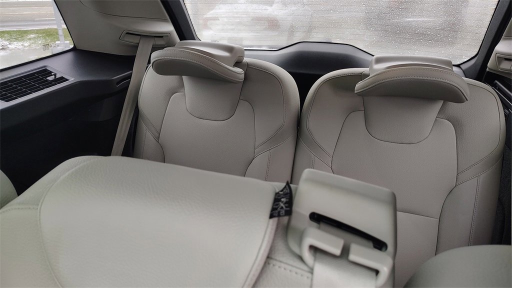 Certified 2023 Volvo XC90 B5 Core w/ Climate Package image 28