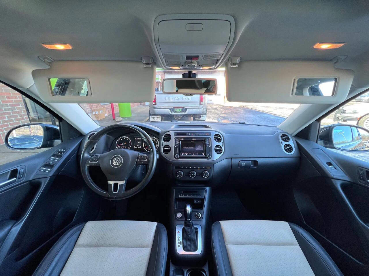 Used 2017 Volkswagen Tiguan Wolfsburg Edition image 23