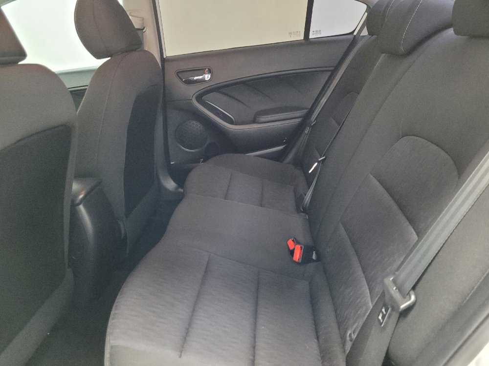 Used 2016 Kia Forte LX image 18