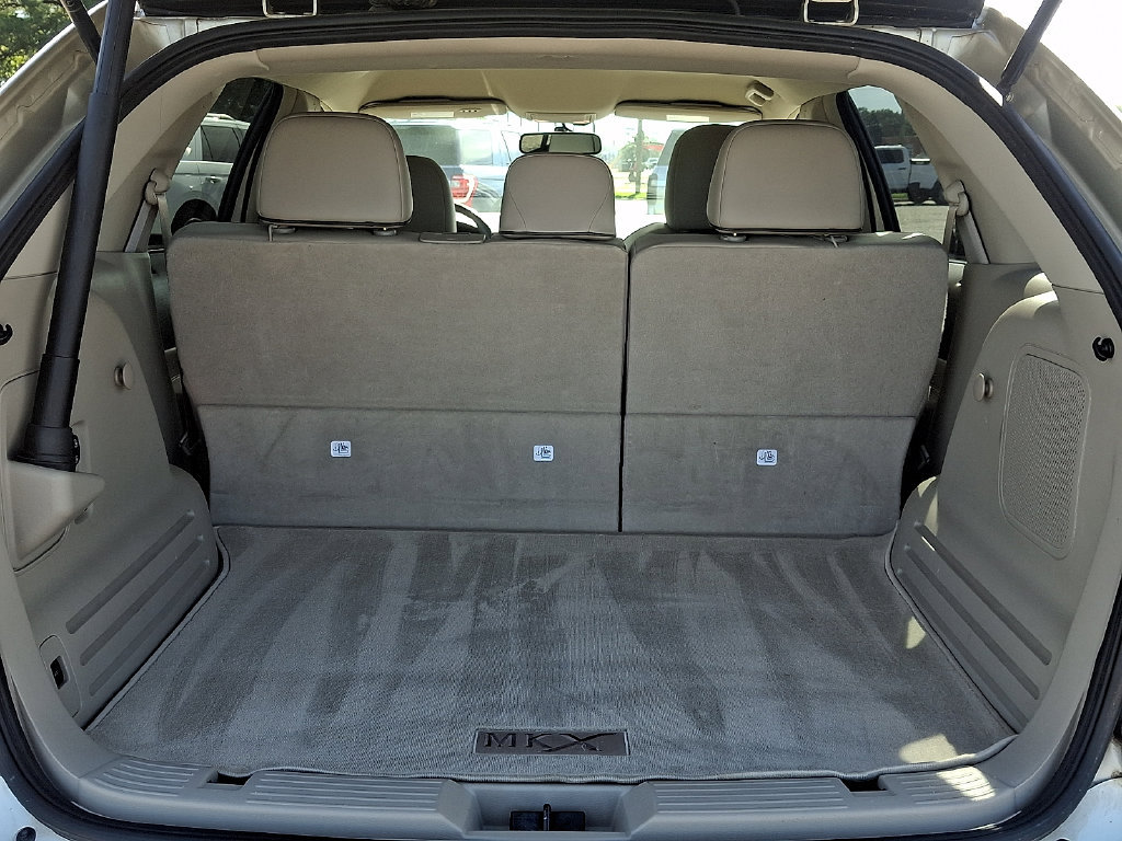 Used 2011 Lincoln MKX 2WD w/ 101A Rapid Spec Order Code image 27