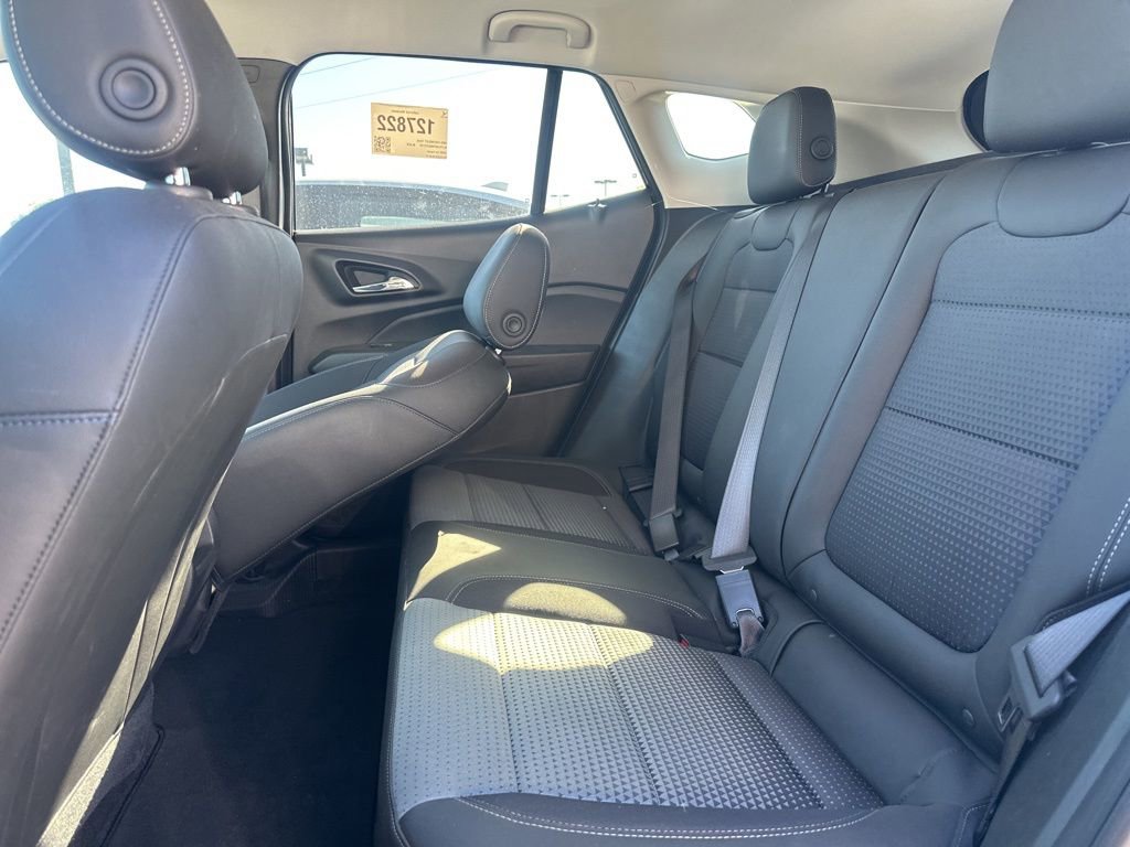 Used 2025 Chevrolet Trax LT image 8