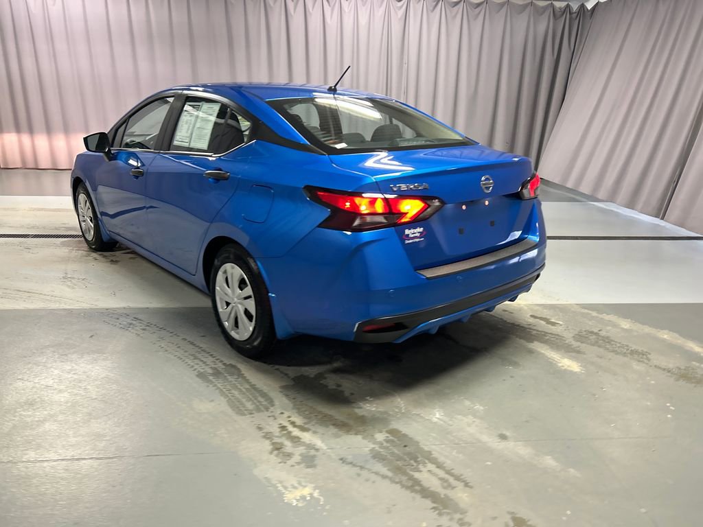Used 2022 Nissan Versa S w/ Lighting Package image 5