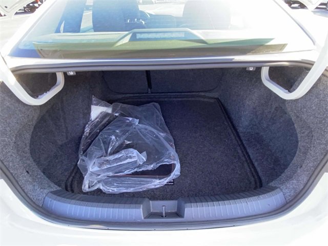 Used 2024 Volkswagen Jetta GLI 40th Anniversary Edition image 8