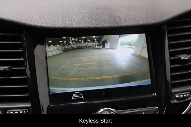 Used 2019 Chevrolet Trax LT w/ LT Convenience Package image 11