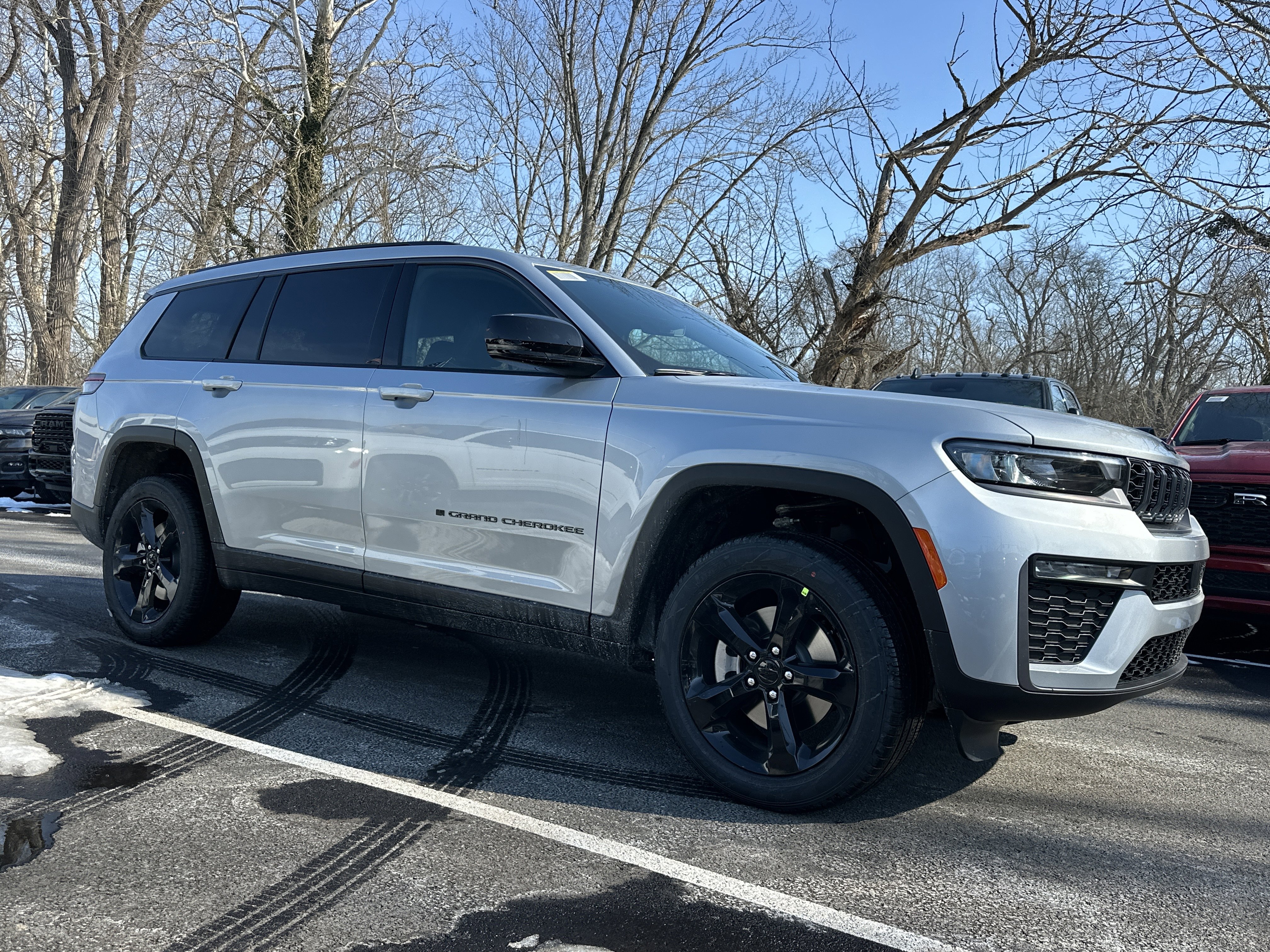 New 2026 Jeep Grand Cherokee L Limited w/ Limited Altitude Package image 23