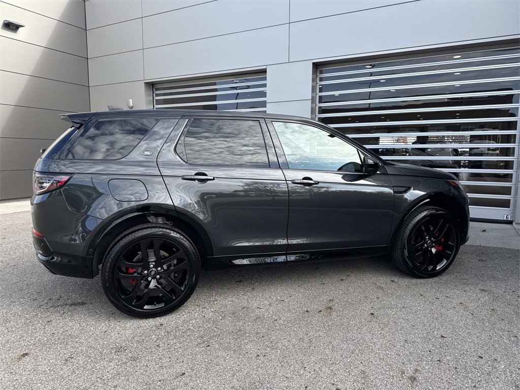 Certified 2025 Land Rover Discovery Sport Dynamic SE image 7
