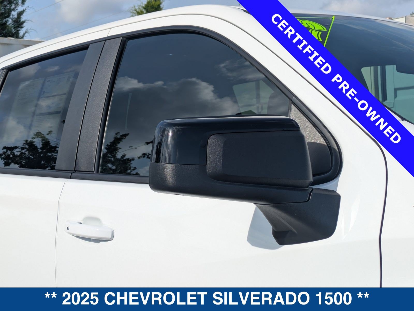 Used 2025 Chevrolet Silverado 1500 RST AWD/4WD image 11