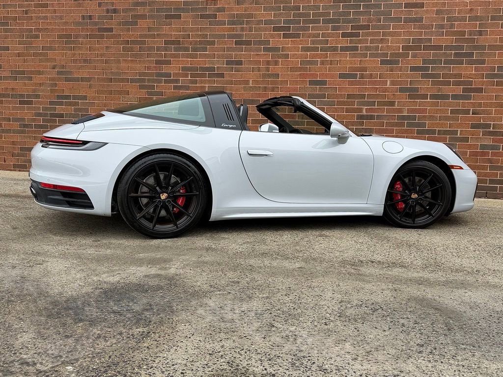 Certified 2024 Porsche 911 Targa 4S image 7