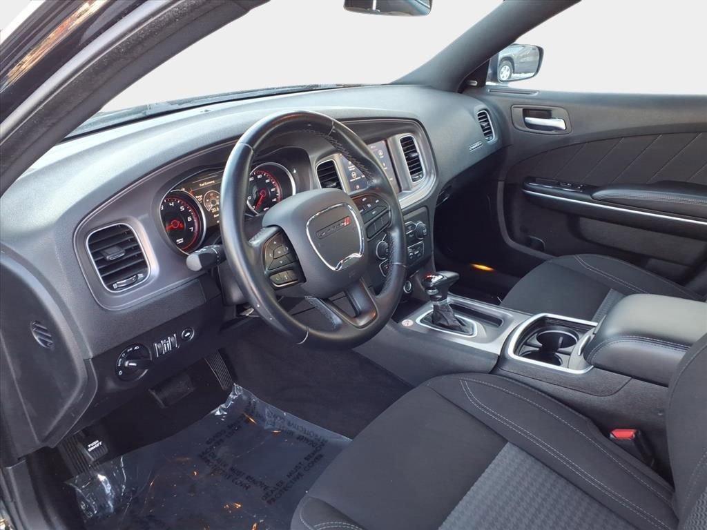 Used 2023 Dodge Charger SXT image 9