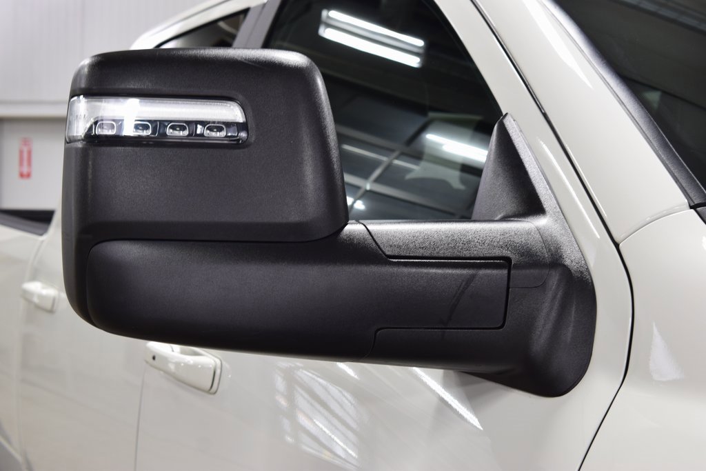 Used 2024 RAM 2500 Laramie w/ Night Edition image 17