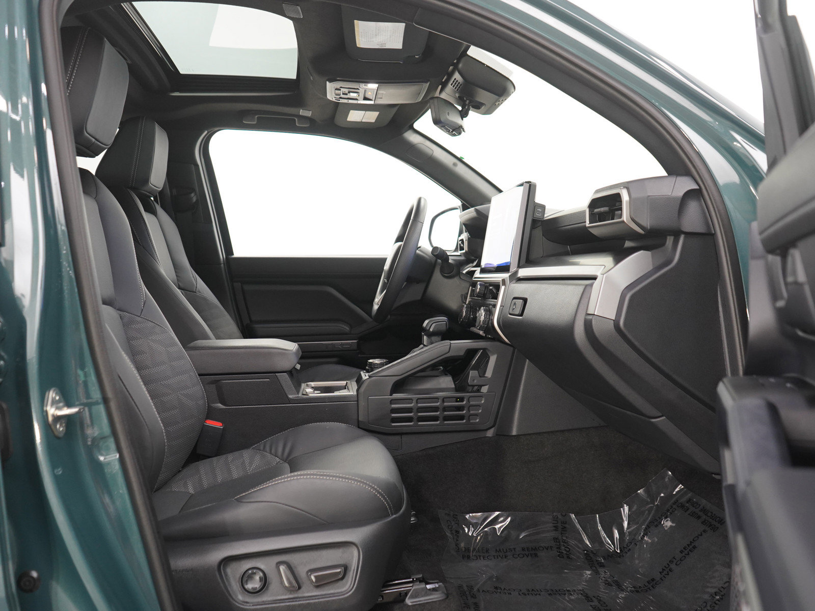 Used 2025 Toyota 4Runner TRD Off-Road Premium w/ Tow Technology Package AWD/4WD image 11
