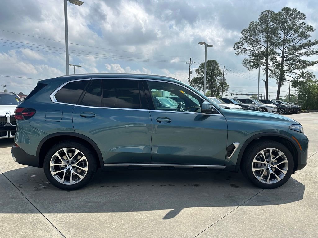Certified 2026 BMW X5 sDrive40i w/ Parking Assistance Package image 4