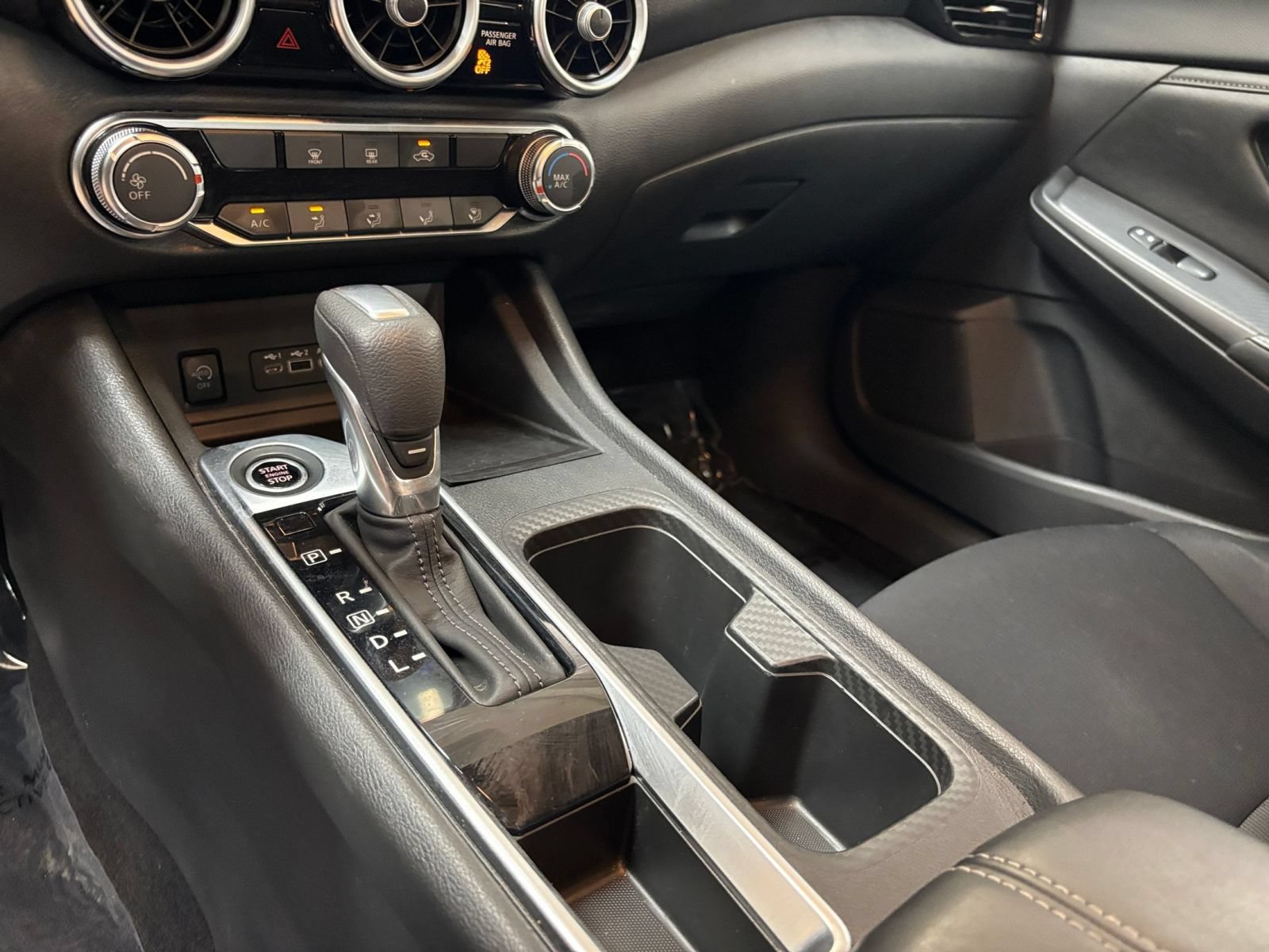 Used 2025 Nissan Sentra SV FWD image 39