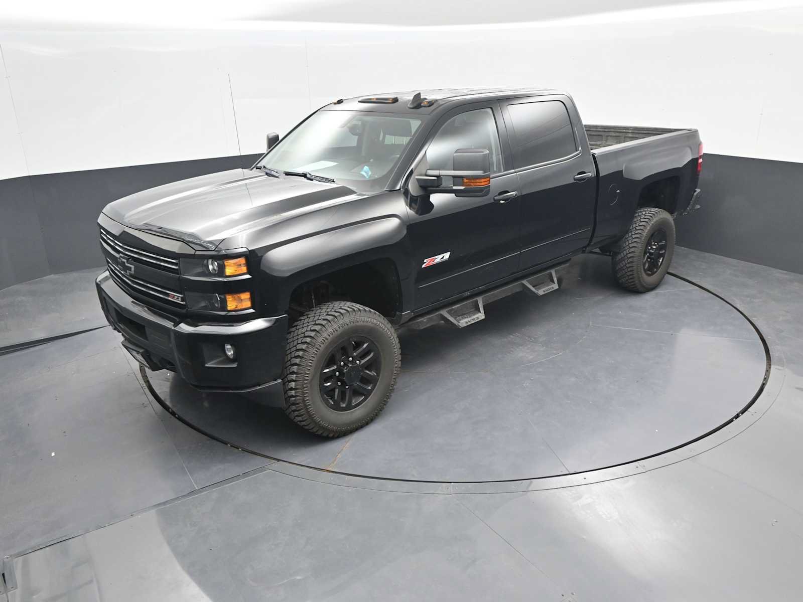 Used 2016 Chevrolet Silverado 2500 LT w/ Midnight Edition AWD/4WD image 22