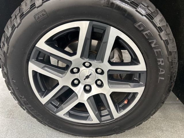 Used 2020 Chevrolet Silverado 1500 LT Trail Boss image 32