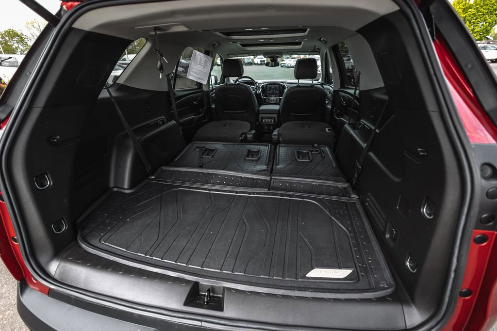 Used 2020 Chevrolet Traverse RS AWD/4WD image 39