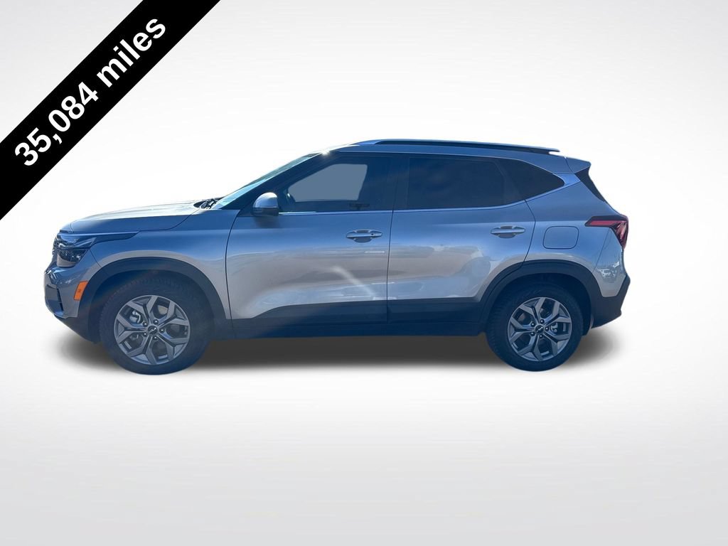 Used 2024 Kia Seltos S AWD/4WD image 2
