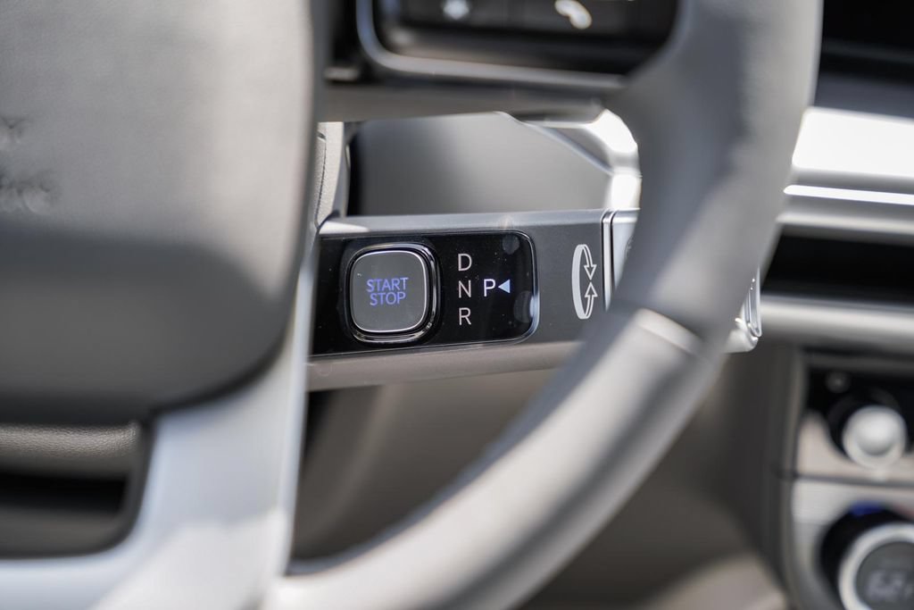 New 2026 Hyundai Ioniq 9 SE AWD/4WD image 24