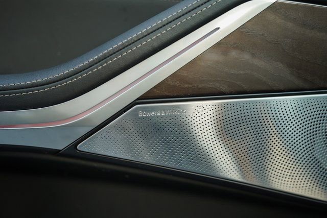 Used 2023 BMW X5 M50i w/ Executive Package image 38