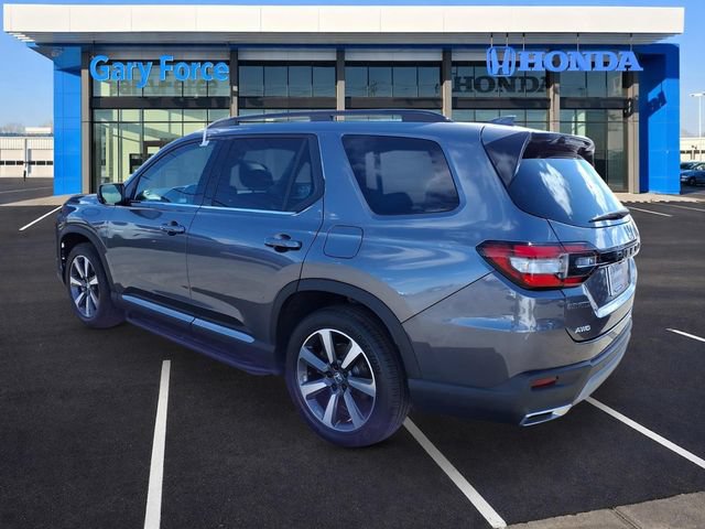 Used 2024 Honda Pilot Elite image 3