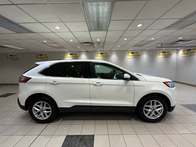 Certified 2024 Ford Edge SEL w/ Convenience Package AWD/4WD image 3