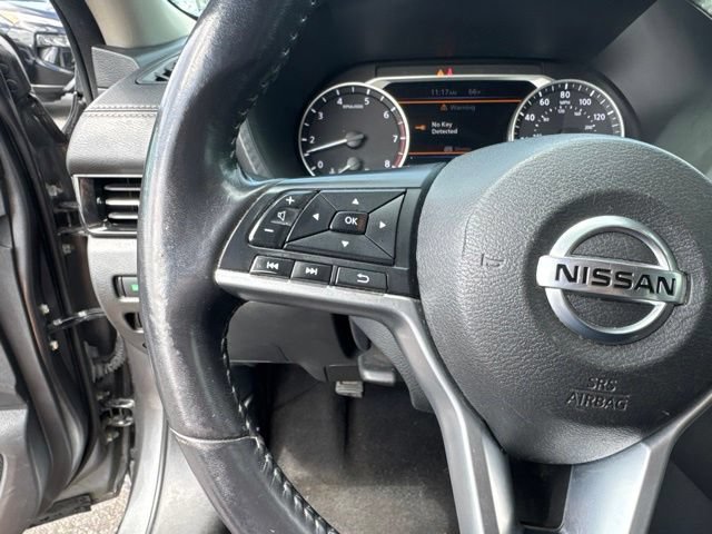 Used 2020 Nissan Sentra SV w/ Lighting Package FWD image 12