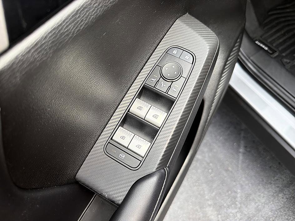 Used 2023 Mitsubishi Outlander SE AWD/4WD image 10