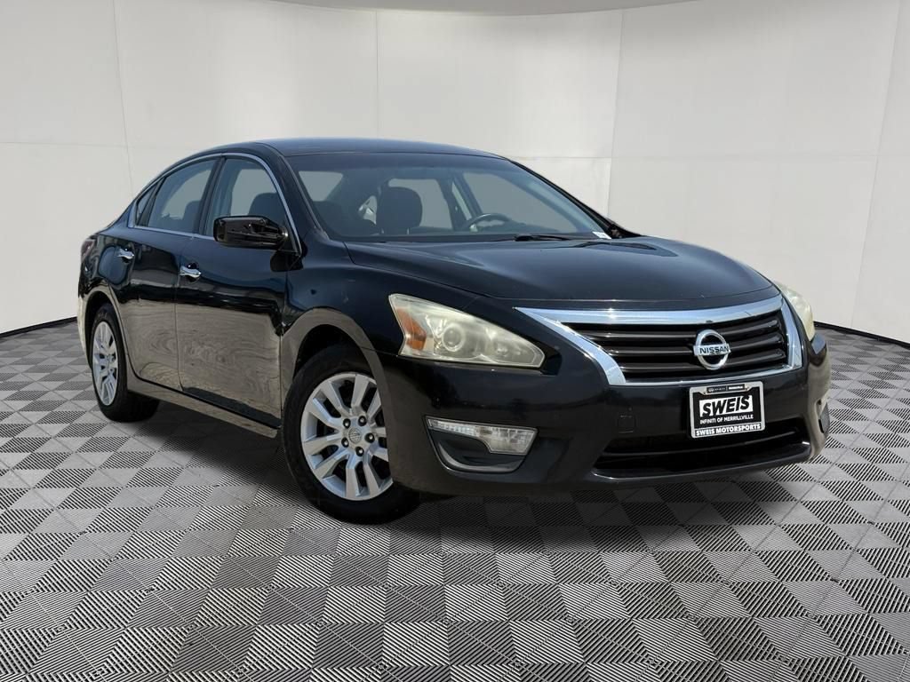Used 2015 Nissan Altima 2.5 S w/ Power Driver Seat Package FWD image 4