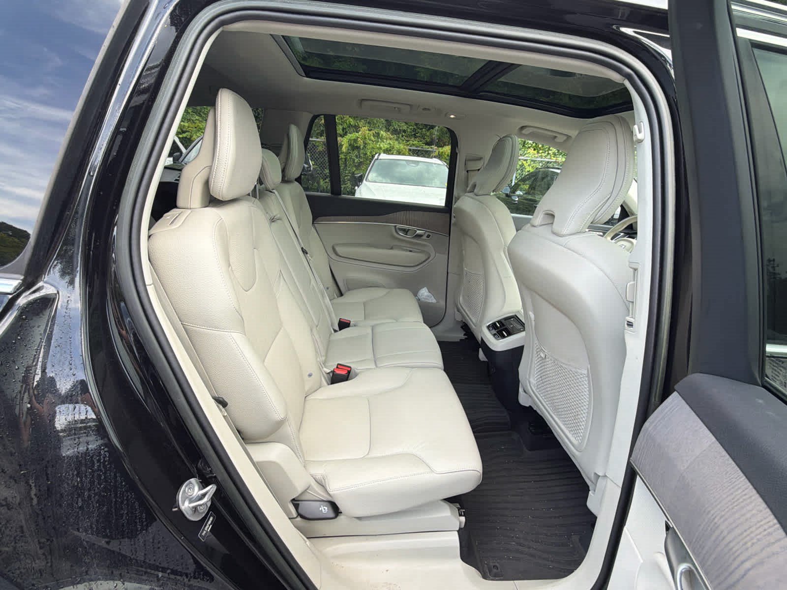 Used 2023 Volvo XC90 B5 Plus w/ Protection Package Premier AWD/4WD image 20