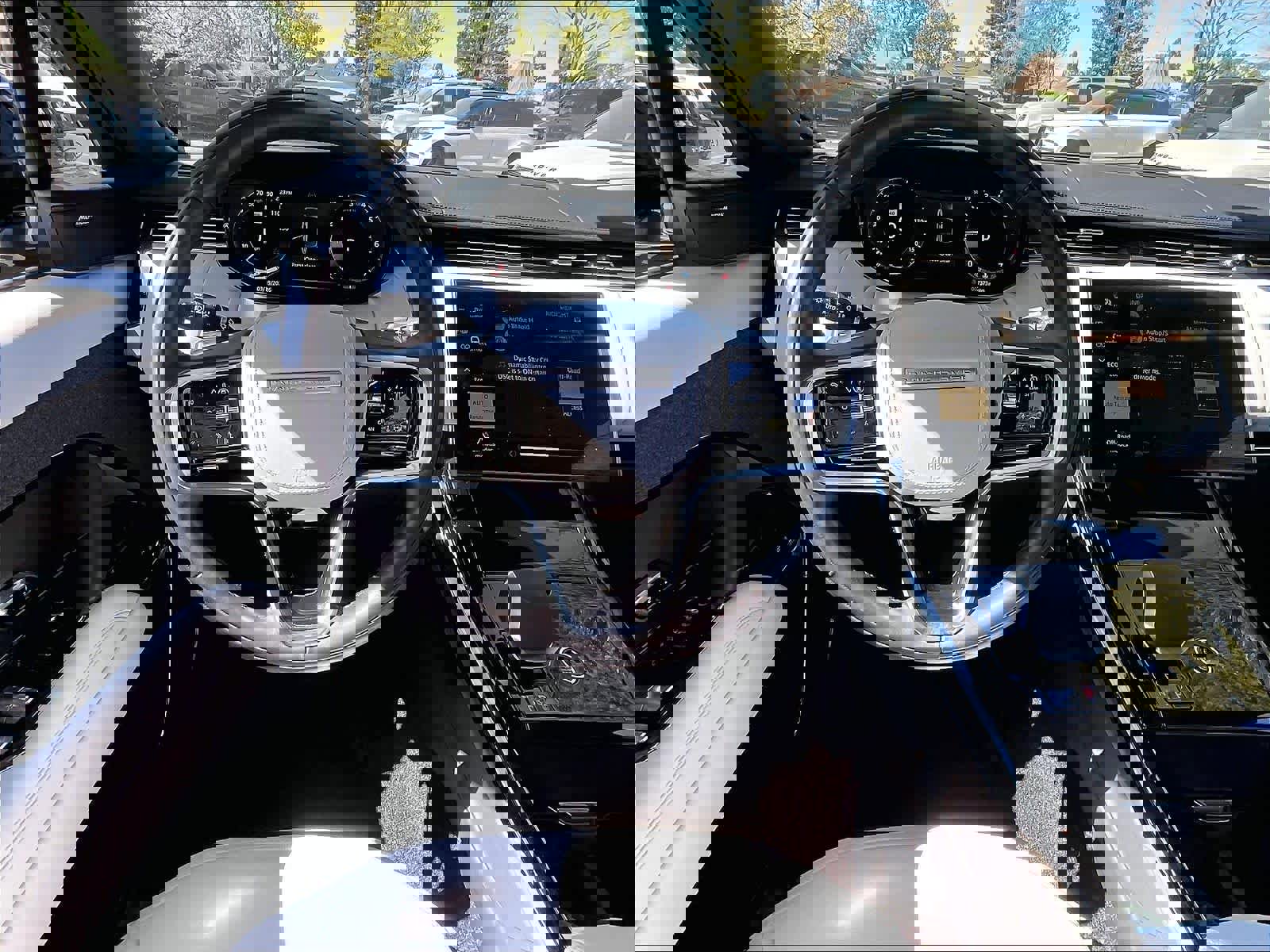 Used 2025 Land Rover Range Rover Sport S image 7