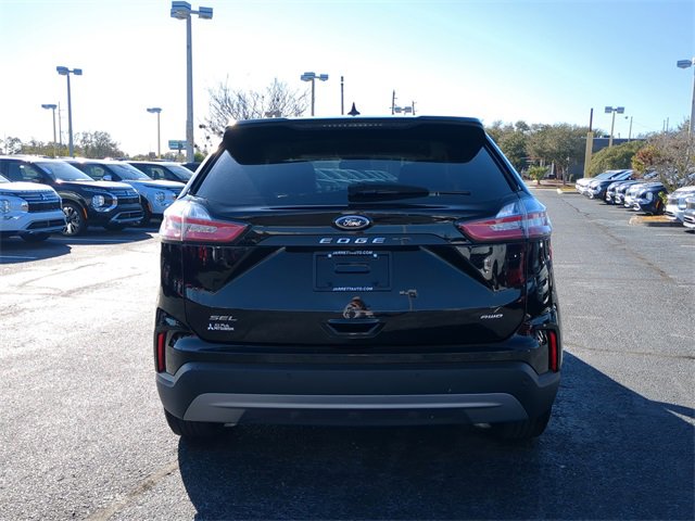 Used 2024 Ford Edge SEL image 7