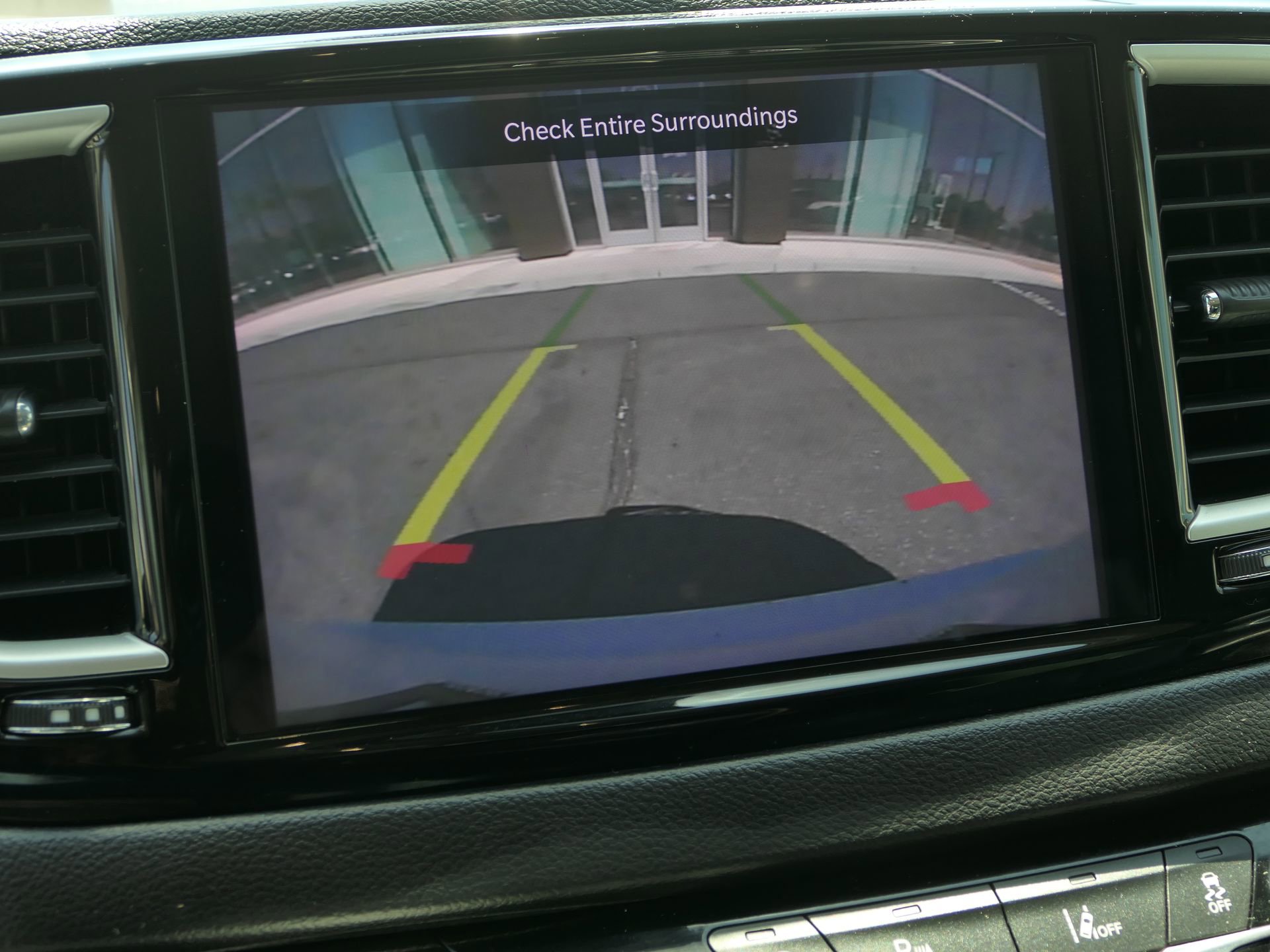 Used 2022 Chrysler Pacifica Touring-L image 20