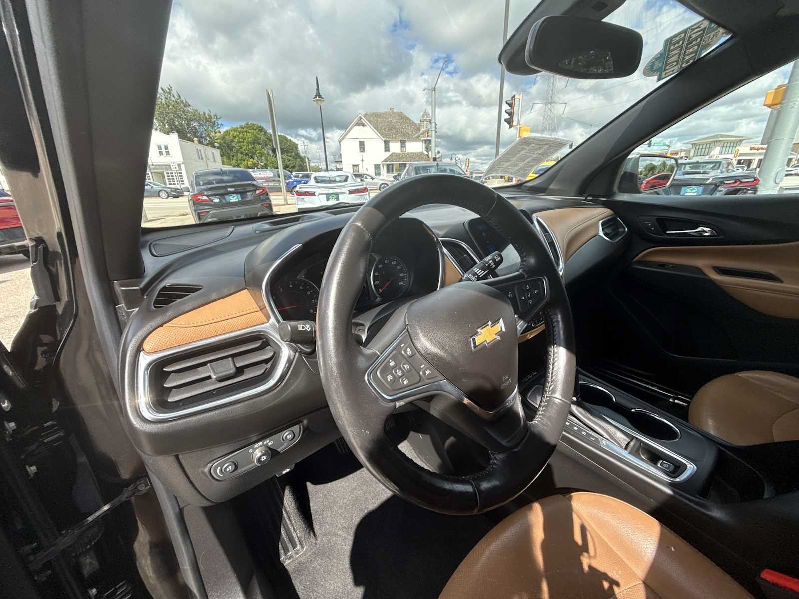Certified 2019 Chevrolet Equinox Premier FWD image 10