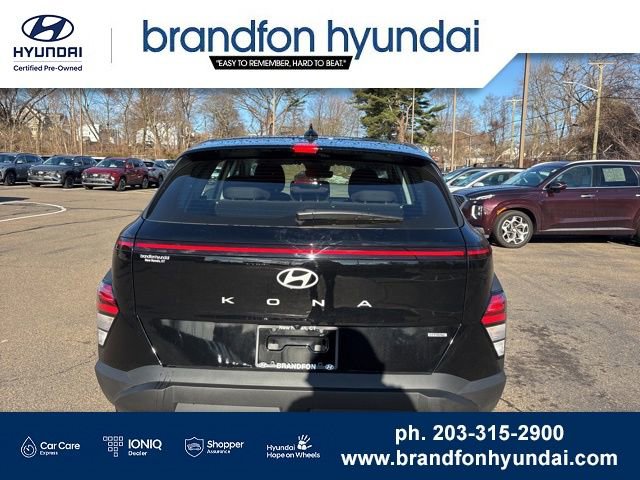 Certified 2026 Hyundai Kona SE image 5