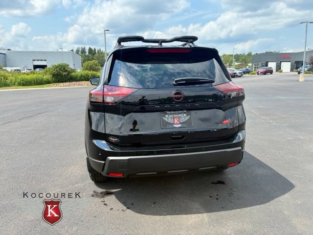 New 2026 Nissan Rogue SV AWD/4WD image 5