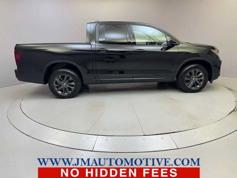 Used 2023 Honda Ridgeline Sport image 6